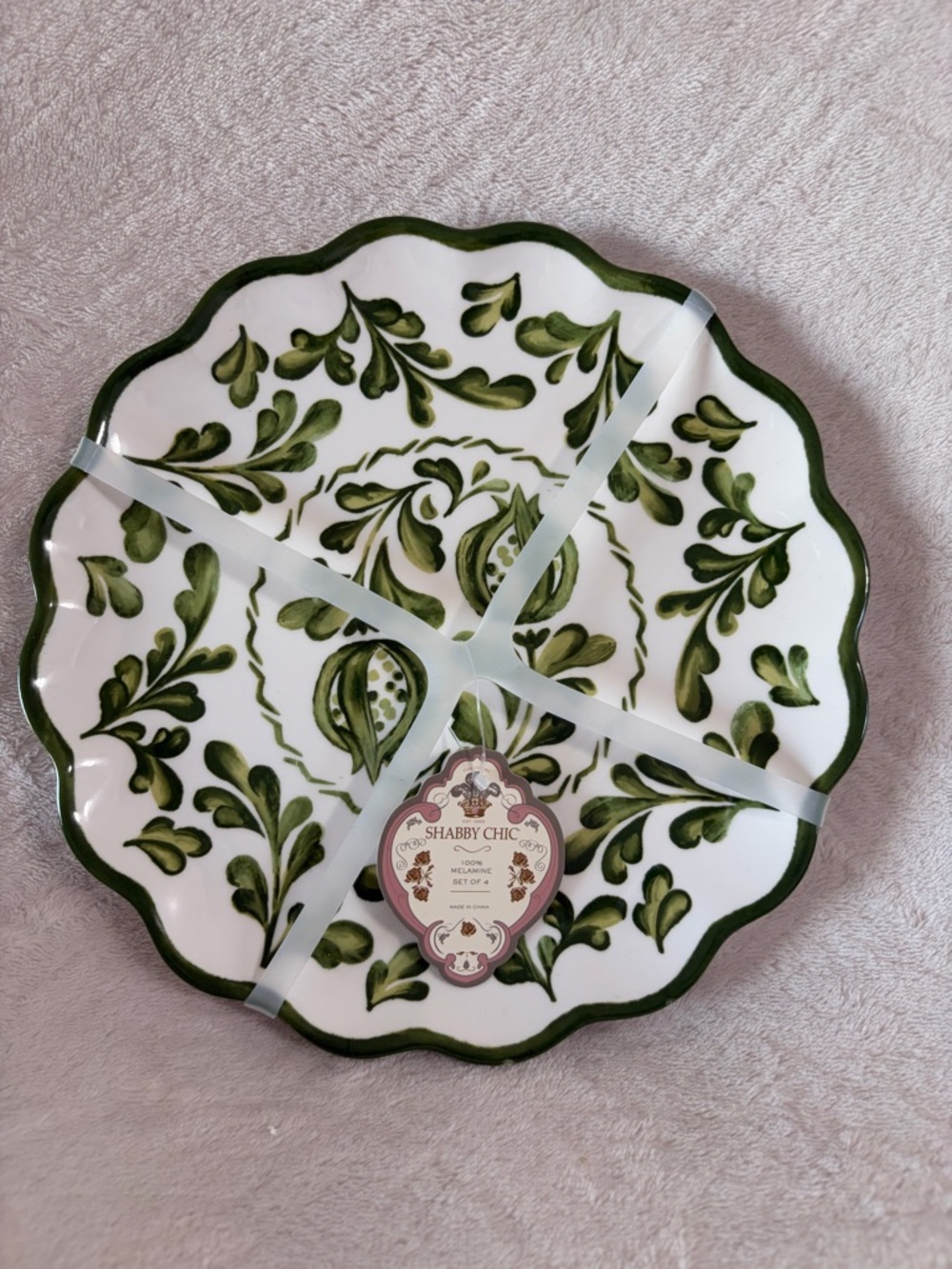 NWT Shabby Chic Green Leaf Scalloped Salad Plates Set of 4